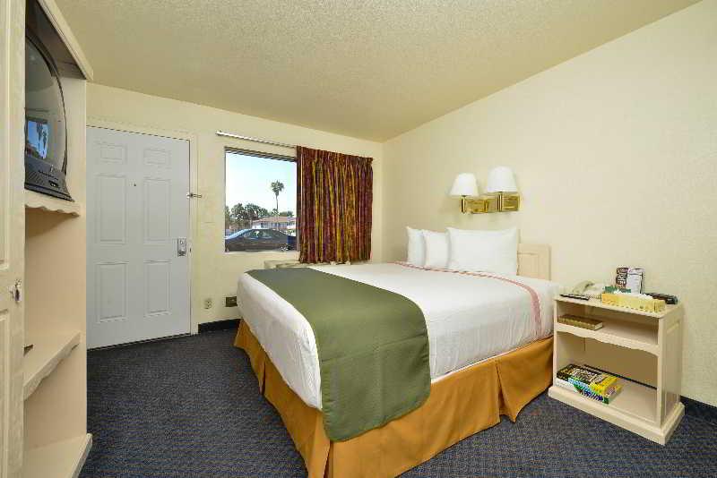 Americas Best Value Inn Las Vegas Strip Exterior photo